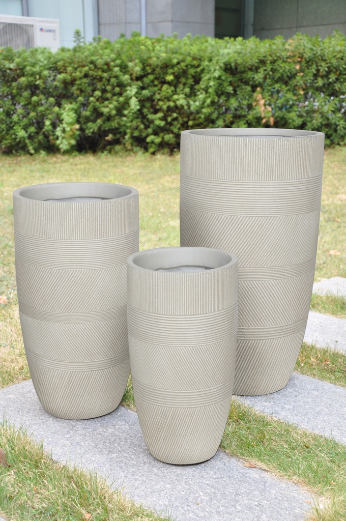 Maceta Fibra Barro Cono Alto 24X24X46Cm P66 Arena